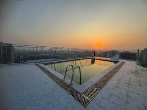 j Block swimming pool2