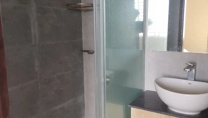9A bathroom2